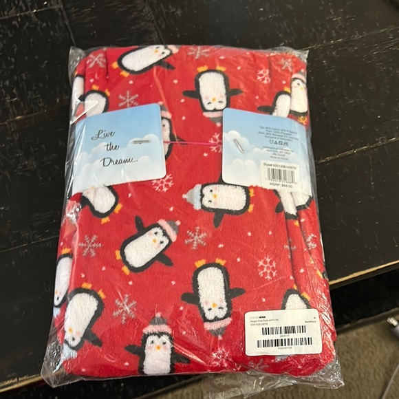 Pillow Talk Penguin Pajama Set with Socks - Picture 2 of 5
